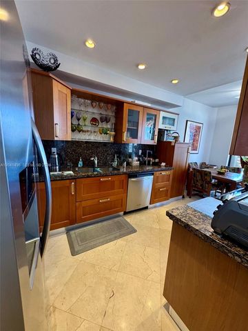 19500 Turnberry Way 15F, Aventura, FL 33180