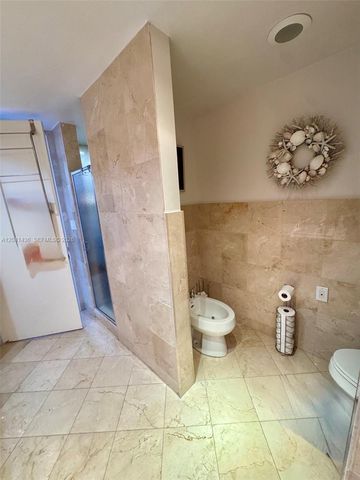 19500 Turnberry Way 15F, Aventura, FL 33180