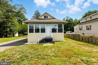 403 S LENOLA RD, Moorestown, NJ 08057