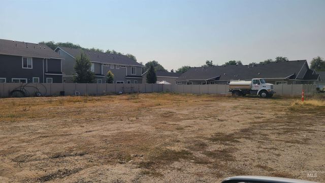 3160 N Linda Vista Lane, Boise, ID 83704