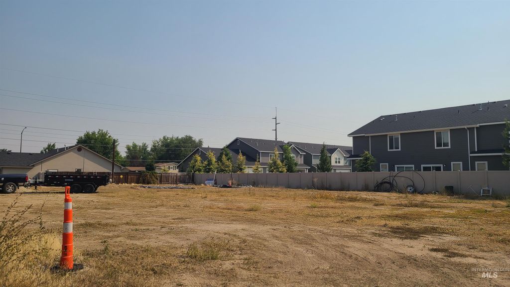 3160 N Linda Vista Lane, Boise, ID 83704 photo 3