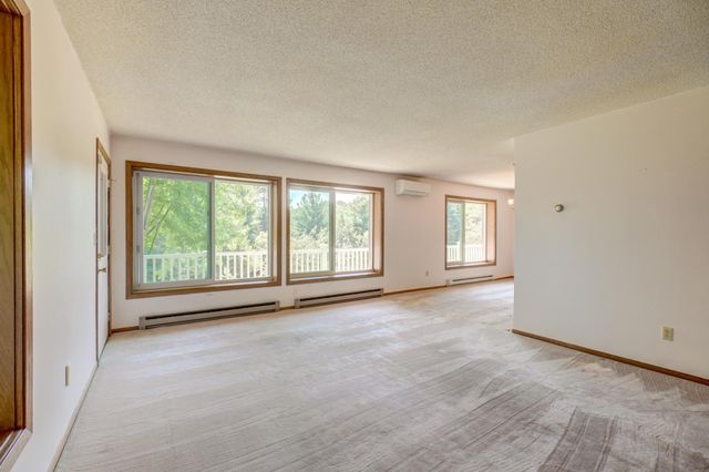 12860 Saint Croix Trail N, Stillwater, MN 55082