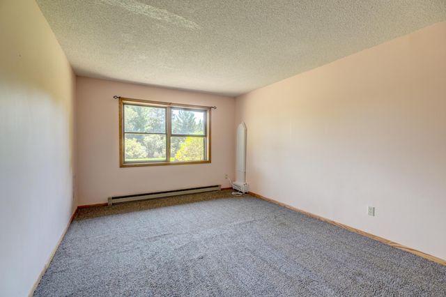 12860 Saint Croix Trail N, Stillwater, MN 55082