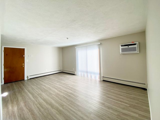 128 Salem Street 22, Malden, MA 02148