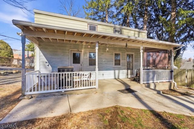 104 Harvey St, Hackettstown Town, NJ 07840