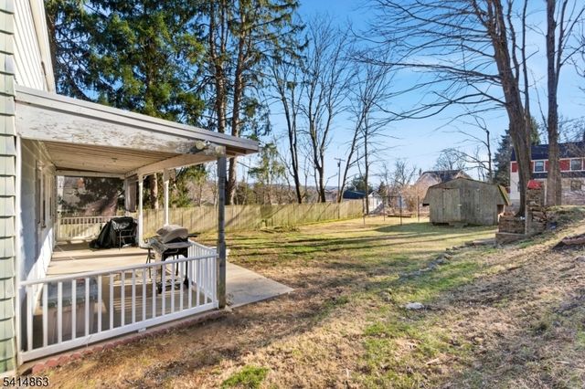 104 Harvey St, Hackettstown Town, NJ 07840