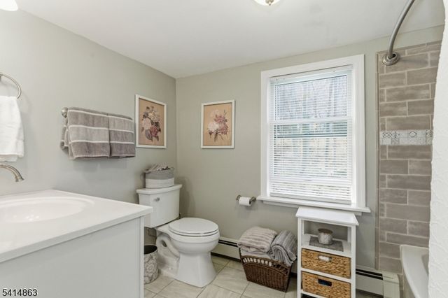 104 Harvey St, Hackettstown Town, NJ 07840