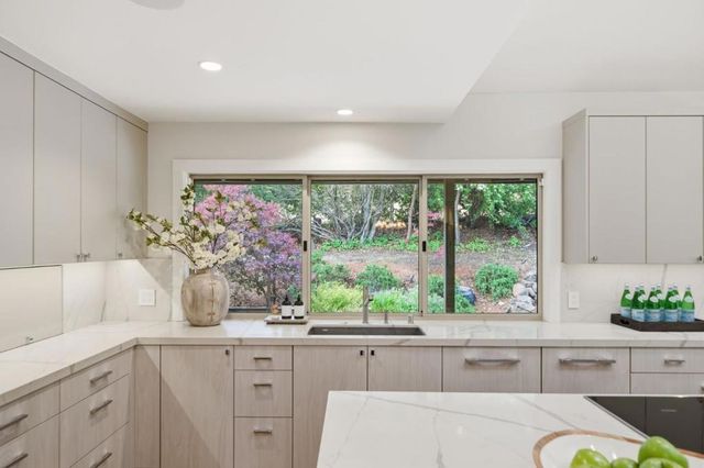 26805 Palo Hills Drive, Los Altos Hills, CA 94022