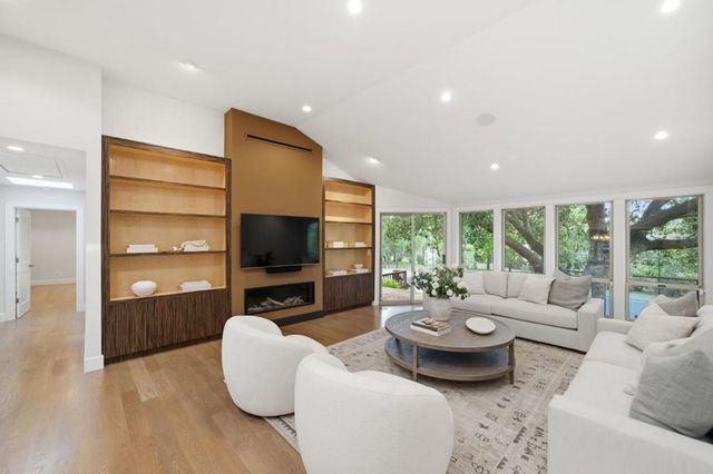 26805 Palo Hills Drive, Los Altos Hills, CA 94022
