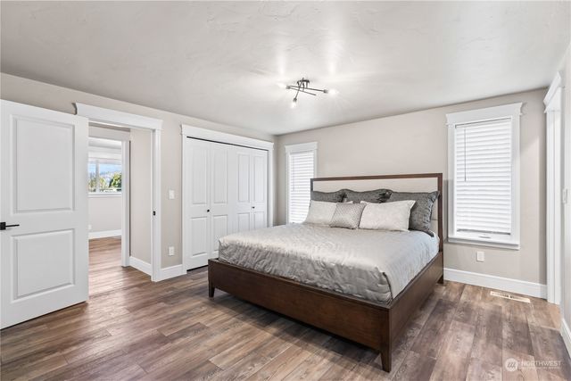 16502 88th Street E, Sumner, WA 98390