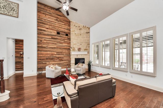 19410 Meadow Lakes Drive, Cypress, TX 77433