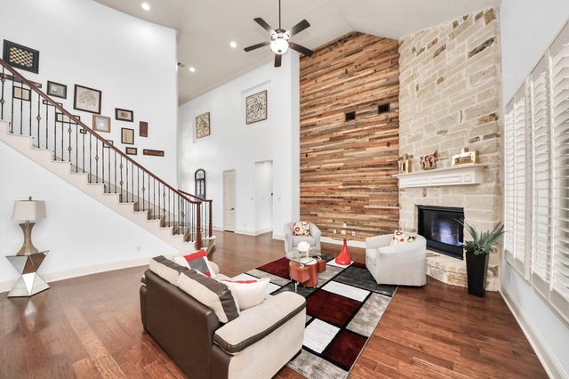 19410 Meadow Lakes Drive, Cypress, TX 77433