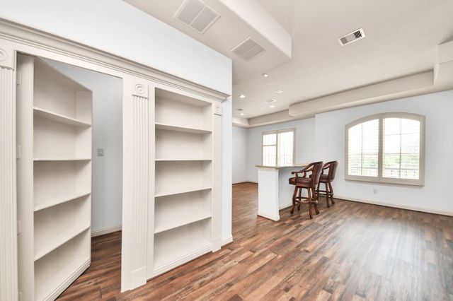 19410 Meadow Lakes Drive, Cypress, TX 77433