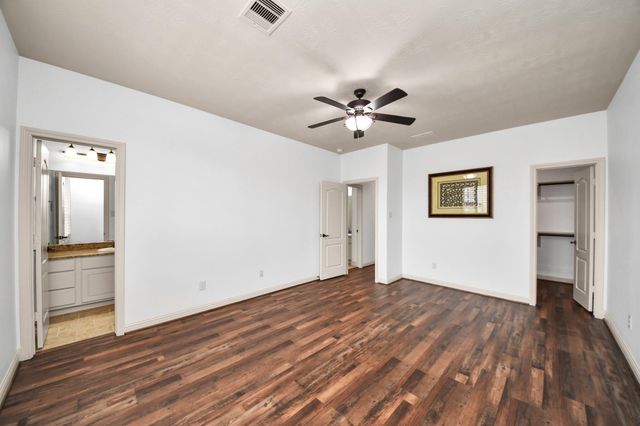 19410 Meadow Lakes Drive, Cypress, TX 77433