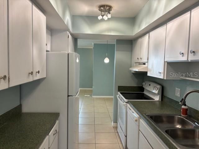 401 BRANDY WINE DRIVE, Largo, FL 33771