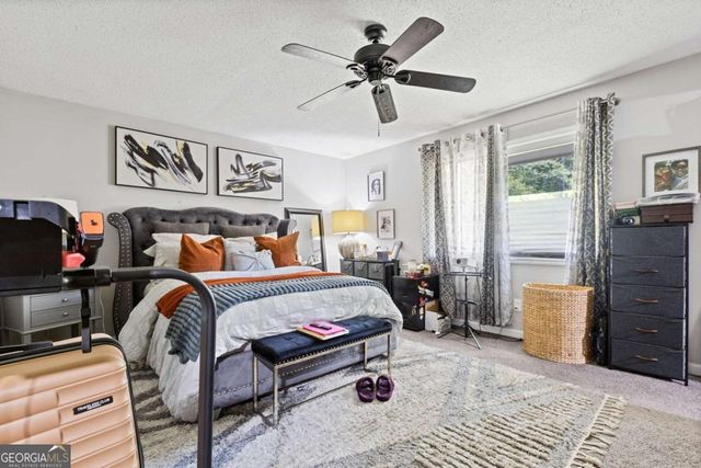 5097 Rock Glen Drive, Stone Mountain, GA 30088