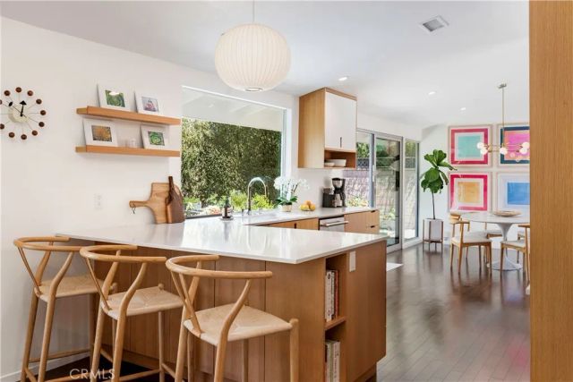 3231 Rowena, Rossmoor, CA 90720