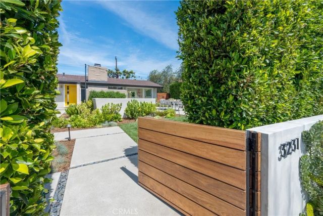 3231 Rowena, Rossmoor, CA 90720