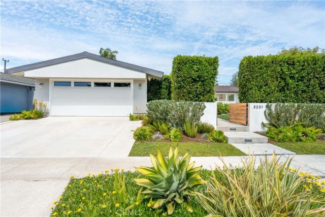 3231 Rowena, Rossmoor, CA 90720