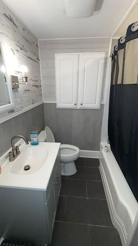 43 Chisholm Rd, Weymouth, MA 02190