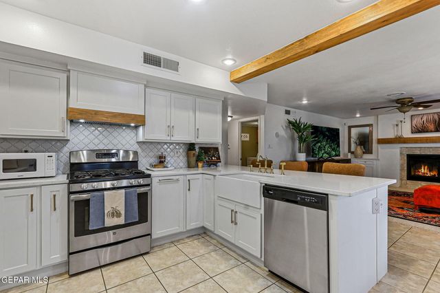 433 EMERALD BLUFF Drive, Horizon City, TX 79928