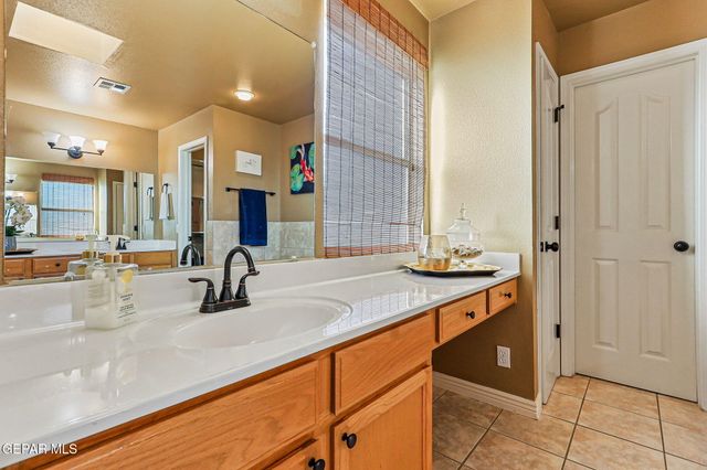 433 EMERALD BLUFF Drive, Horizon City, TX 79928