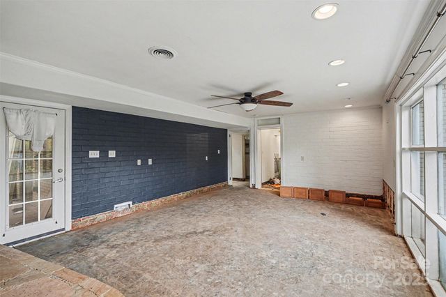 148 Shasta Lane, Charlotte, NC 28211