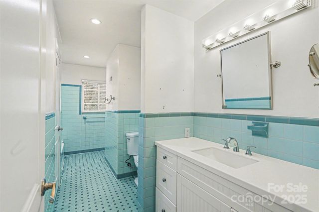 148 Shasta Lane, Charlotte, NC 28211