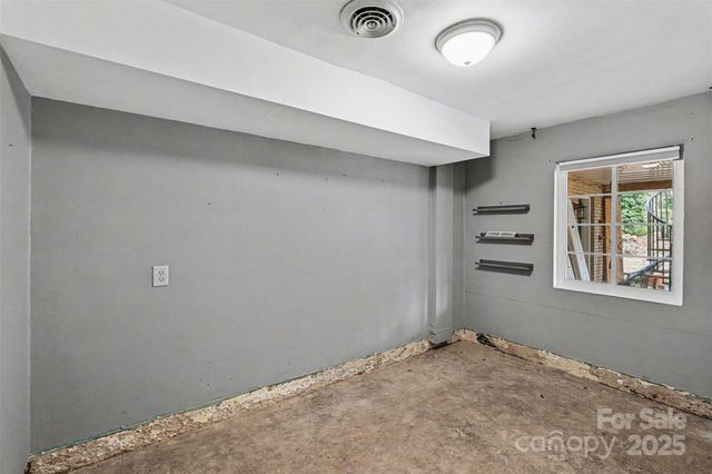 148 Shasta Lane, Charlotte, NC 28211