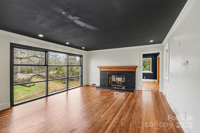 148 Shasta Lane, Charlotte, NC 28211