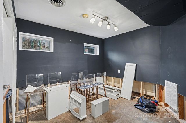 148 Shasta Lane, Charlotte, NC 28211