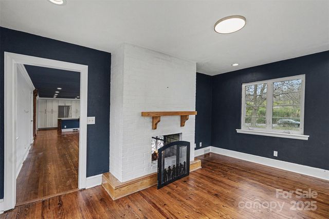 148 Shasta Lane, Charlotte, NC 28211