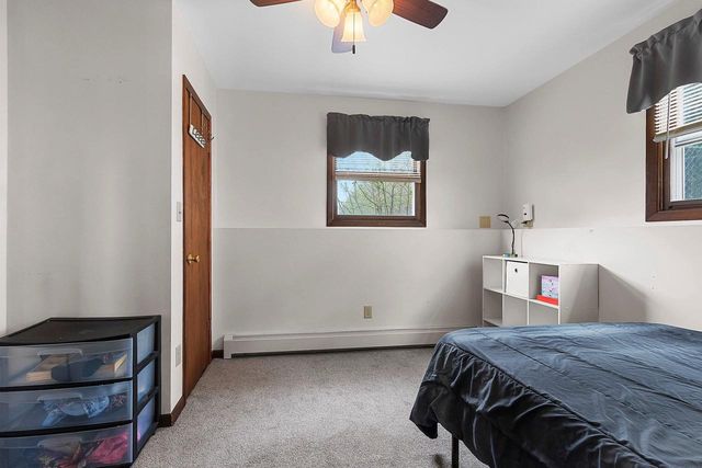 1750 LOST DAUPHIN ROAD, De Pere, WI 54115