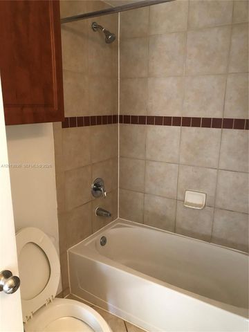 6559 Emerald Dunes Dr 304, West Palm Beach, FL 33411