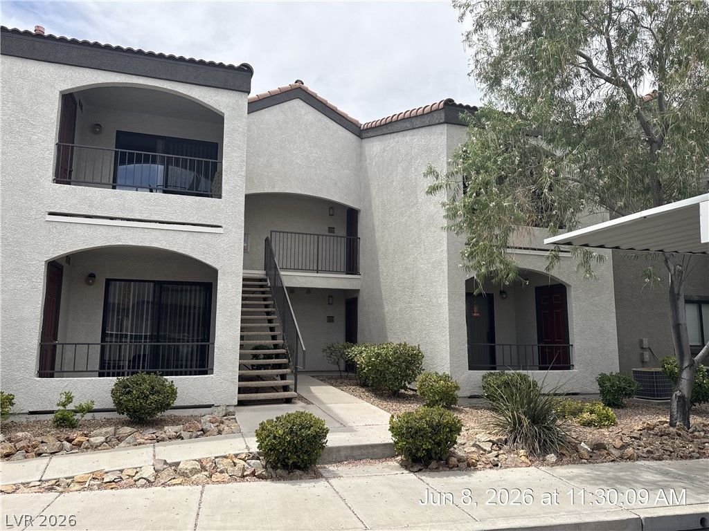 950 Seven Hills Drive 3023, Henderson, NV 89052