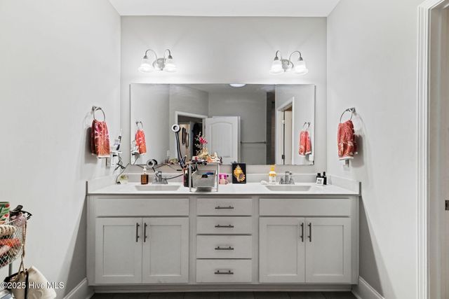 123 Bella Port Lane, Wilmington, NC 28412