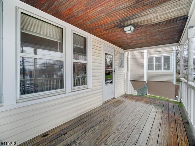 140 Westervelt Ave, Hawthorne Boro, NJ 07506