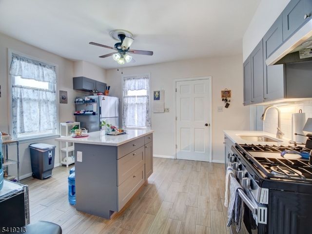 140 Westervelt Ave, Hawthorne Boro, NJ 07506