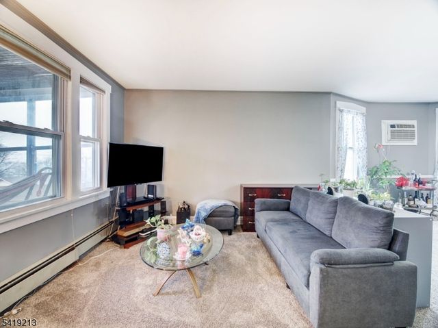 140 Westervelt Ave, Hawthorne Boro, NJ 07506