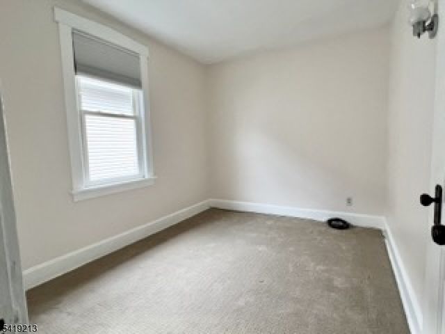 140 Westervelt Ave, Hawthorne Boro, NJ 07506