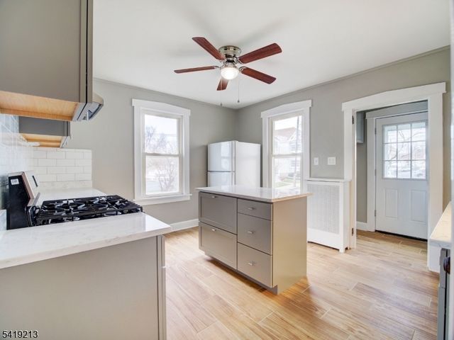 140 Westervelt Ave, Hawthorne Boro, NJ 07506