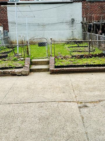 33-33 72nd Street, Jackson Heights, NY 11372