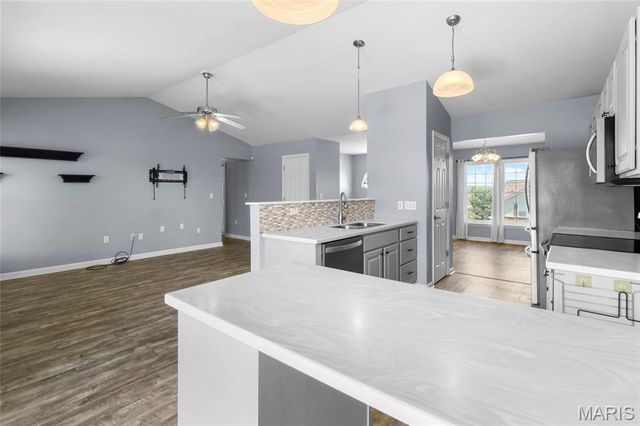2316 W Ridge Drive, Festus, MO 63028