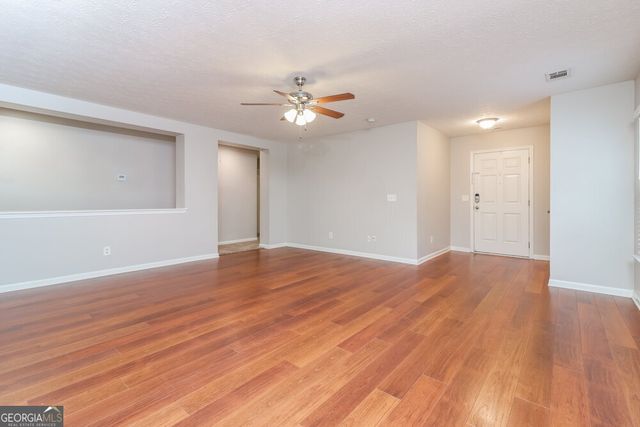 417 Autumn Creek Drive, Dallas, GA 30157