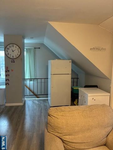 433 Holly Avenue 2, Paramus, NJ 07652