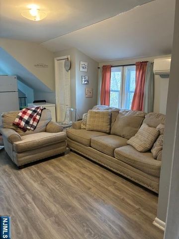 433 Holly Avenue 2, Paramus, NJ 07652