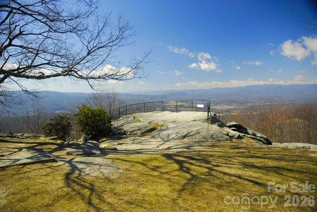 360 Kenmure Drive 4, Flat Rock, NC 28731