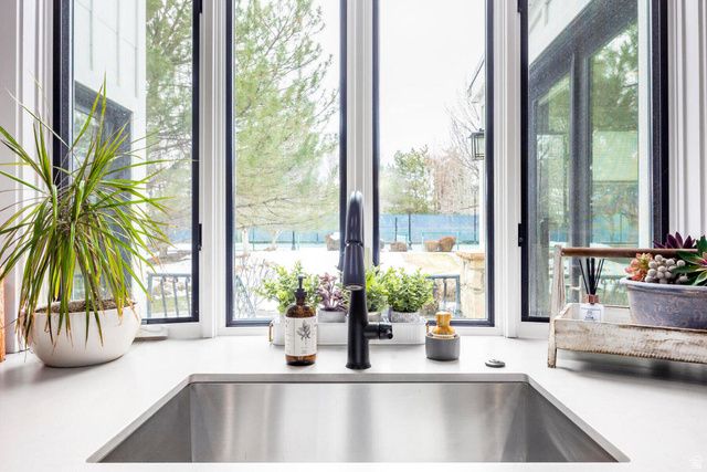 9456 S REDWOOD RD, South Jordan, UT 84095