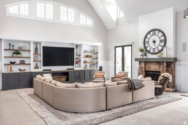 9456 S REDWOOD RD, South Jordan, UT 84095