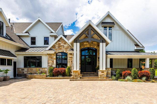 9456 S REDWOOD RD, South Jordan, UT 84095